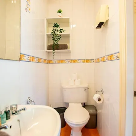 104 - 4-bedroom Home, Holiday home *
