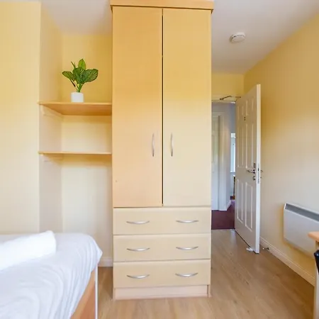 Сasa de vacaciones 104 - 4-bedroom Home, *
