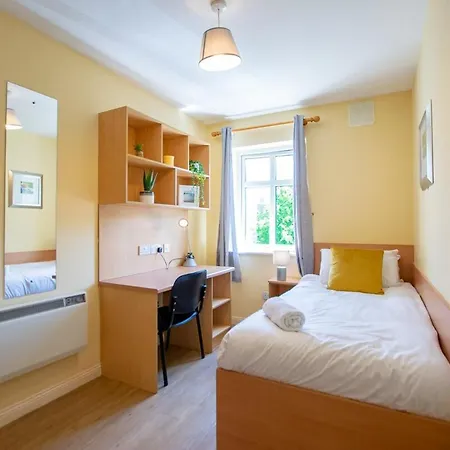 104 - 4-bedroom Home, Galway