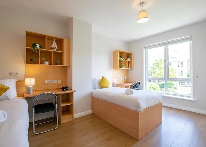 104 - 4-bedroom Home, 別荘 *