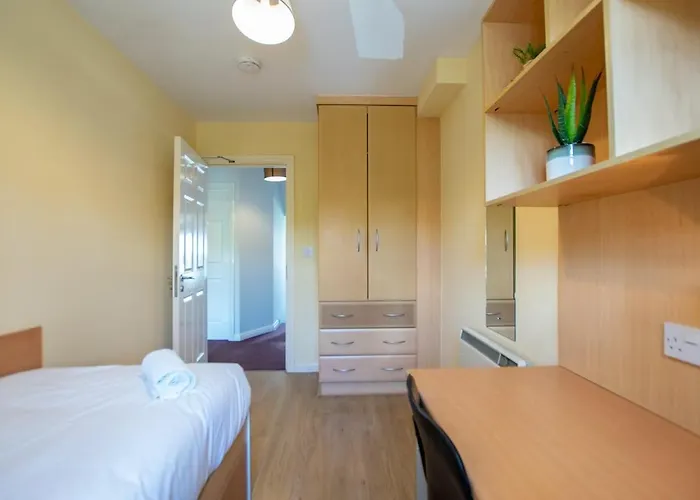 104 - 4-bedroom Home, Casa de Férias Galway