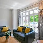 Holiday home 104 - 4-bedroom - Parking Galway