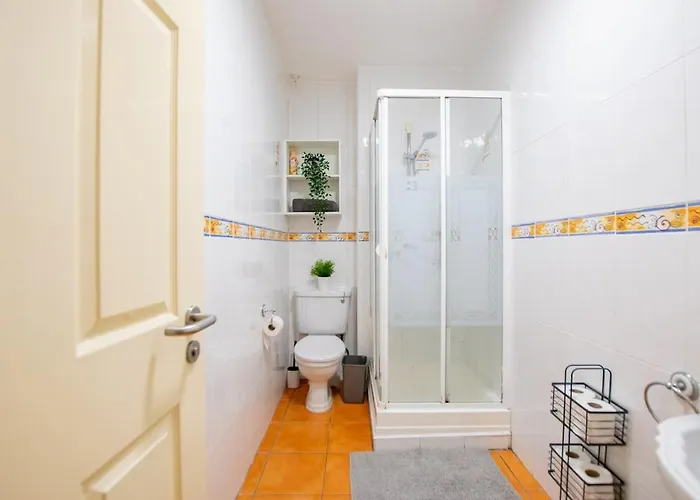 104 - 4-bedroom Home, * Γκάλγουεϊ